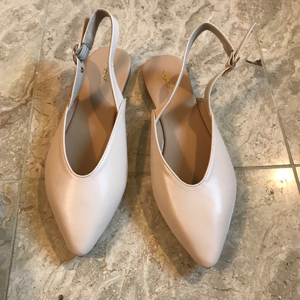 Slingback flats